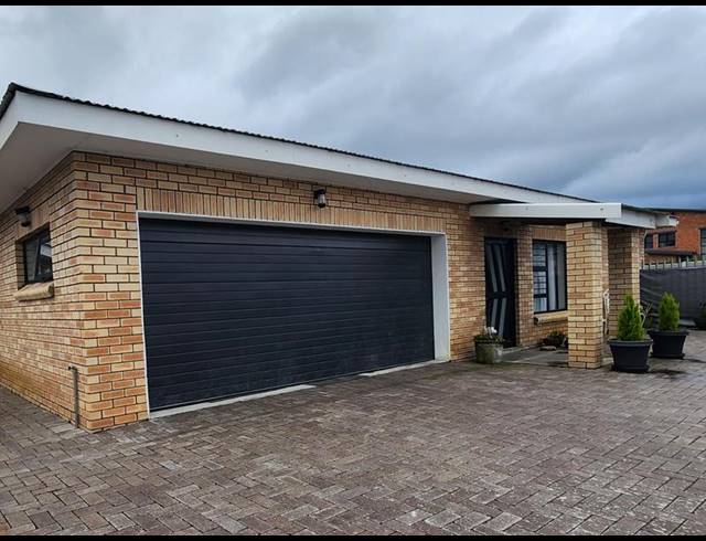 5 BEDROOM HOUSE FOR SALE IN DIE BULT